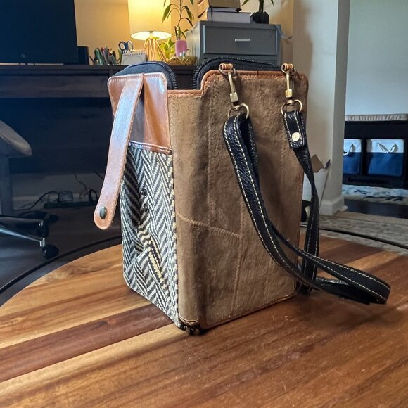 Vann & CoPrism Herringbone Cellphone Crossbody Wallet Purse - Picture 8 of 16